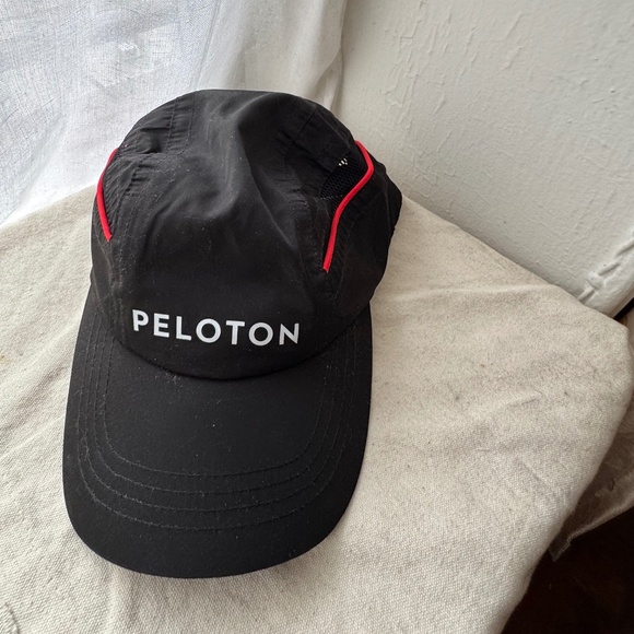 Peloton Hat. NWoT. - Picture 1 of 3